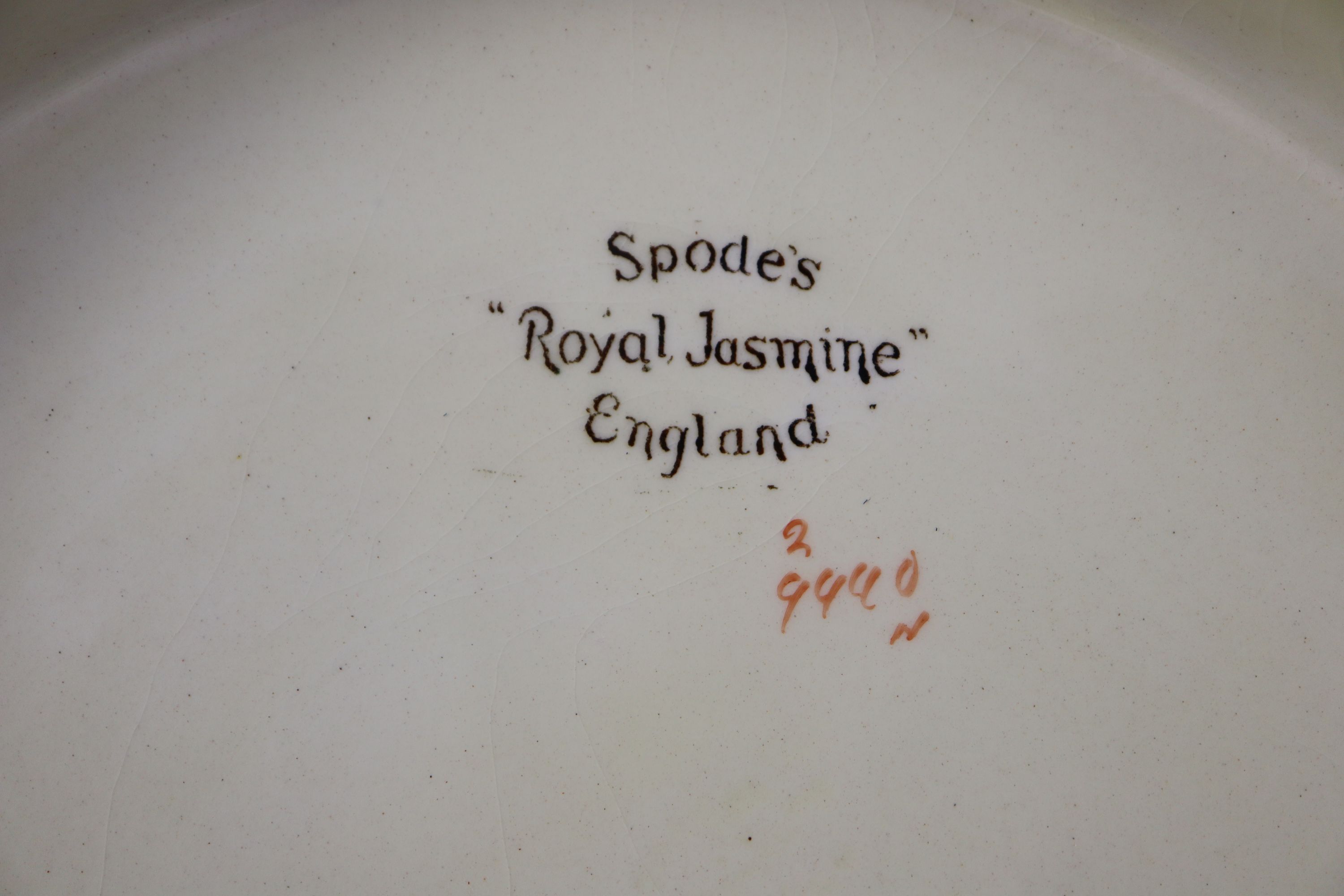 A set of twelve Spode Royal Jasmine pattern plates, diameter 23cm